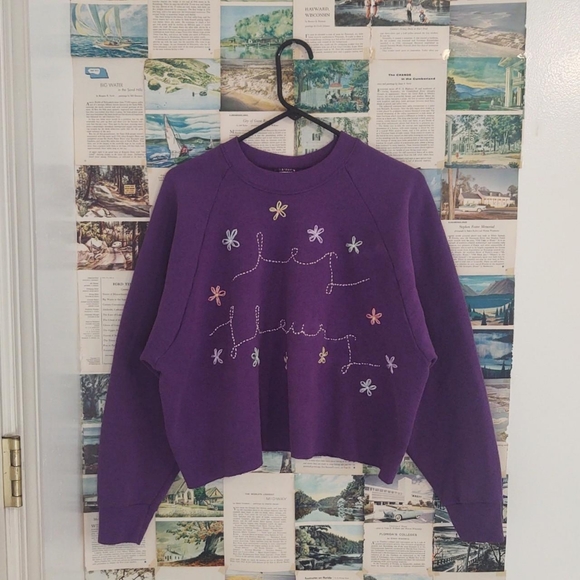 Floral Embroidered Sweatshirt - Picture 1 of 4